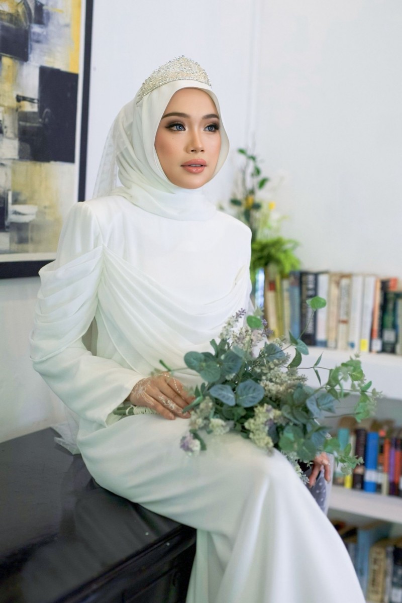 Athea Dress in Off White