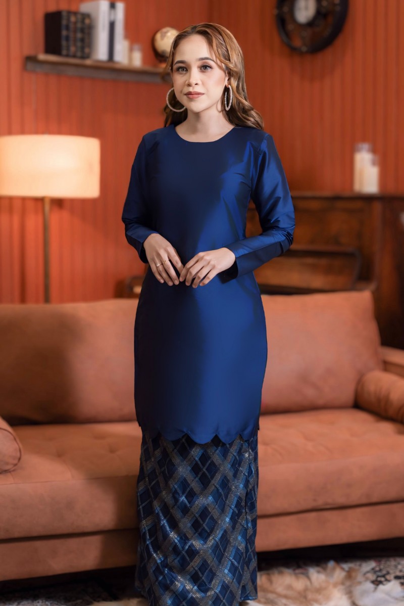 Nadine Kurung in Navy Blue