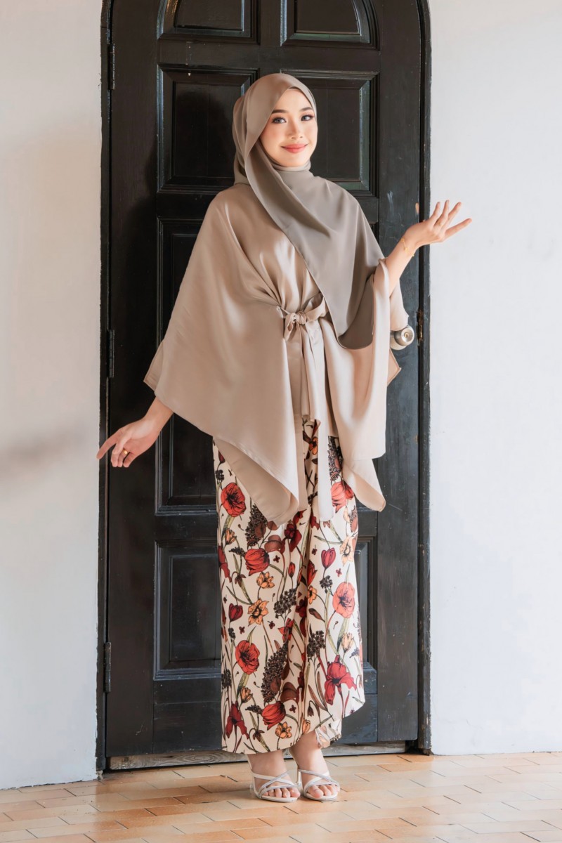 Elara Kaftan in Warm Beige