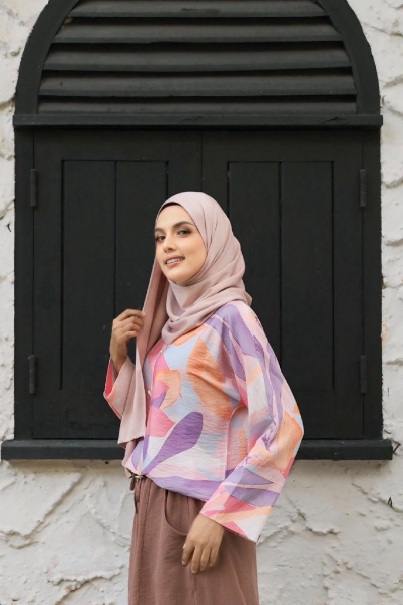 Renata Shirt in Floral Pink