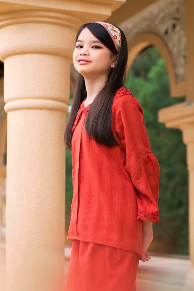 Clowy Kurung Kids in Brick Orange